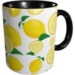 Tazas de cafe con limon